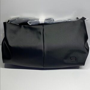 NWT Lug Half Plunge-Black